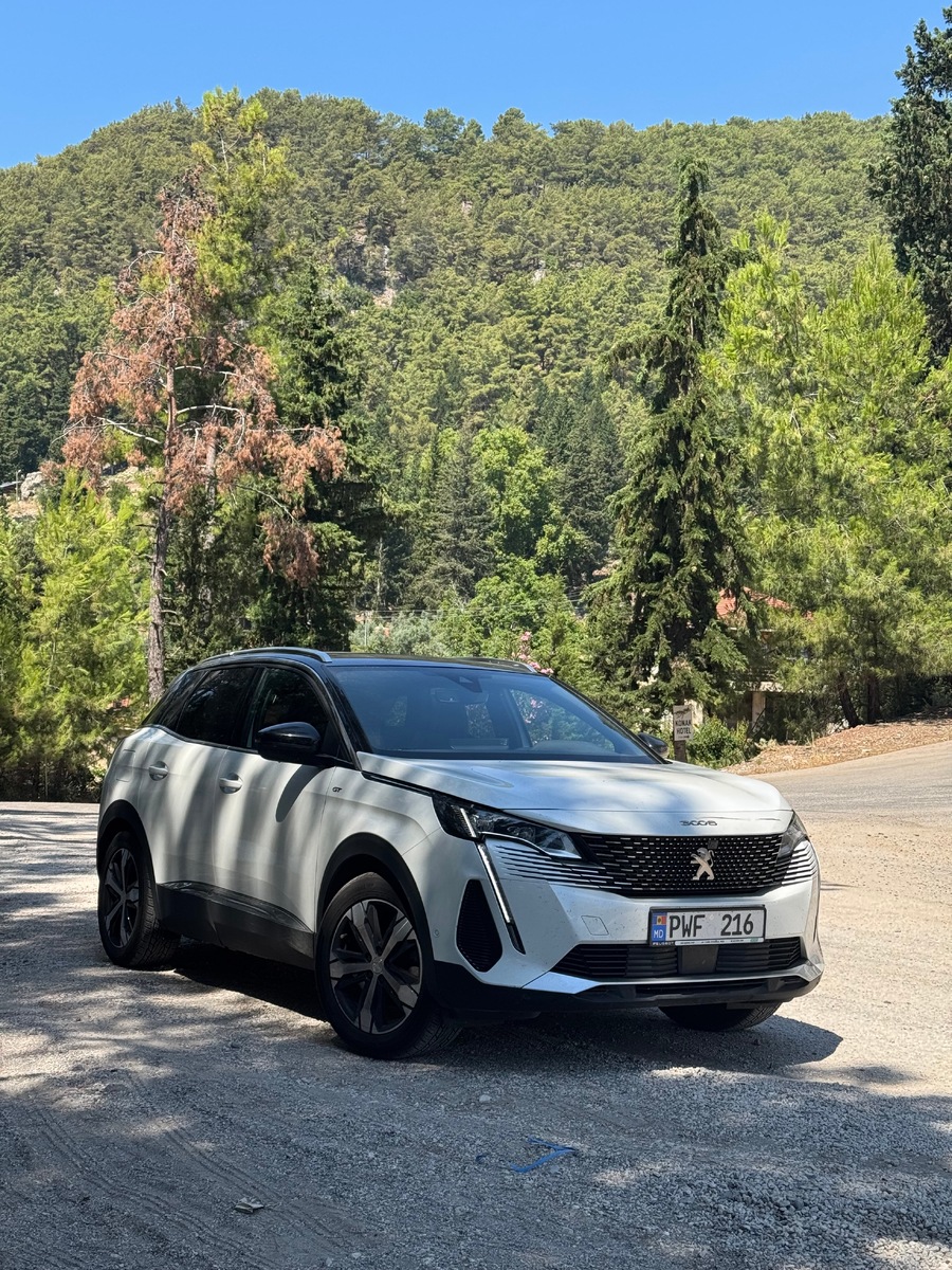 По пути заехали в кафе. Где — точно не подскажу, но цены вот.