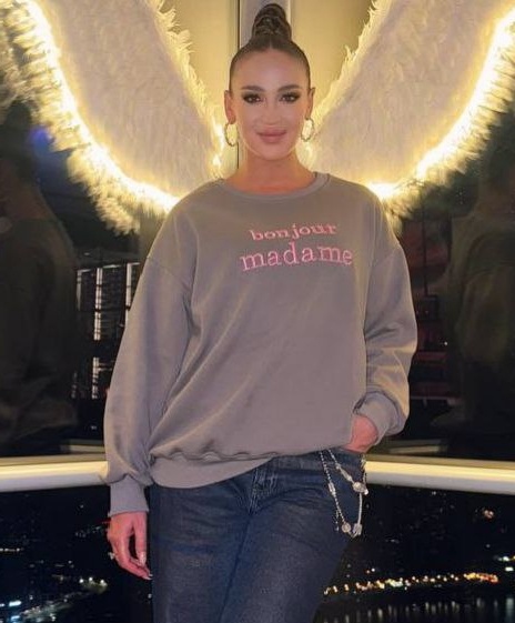 Крепыш Бузова