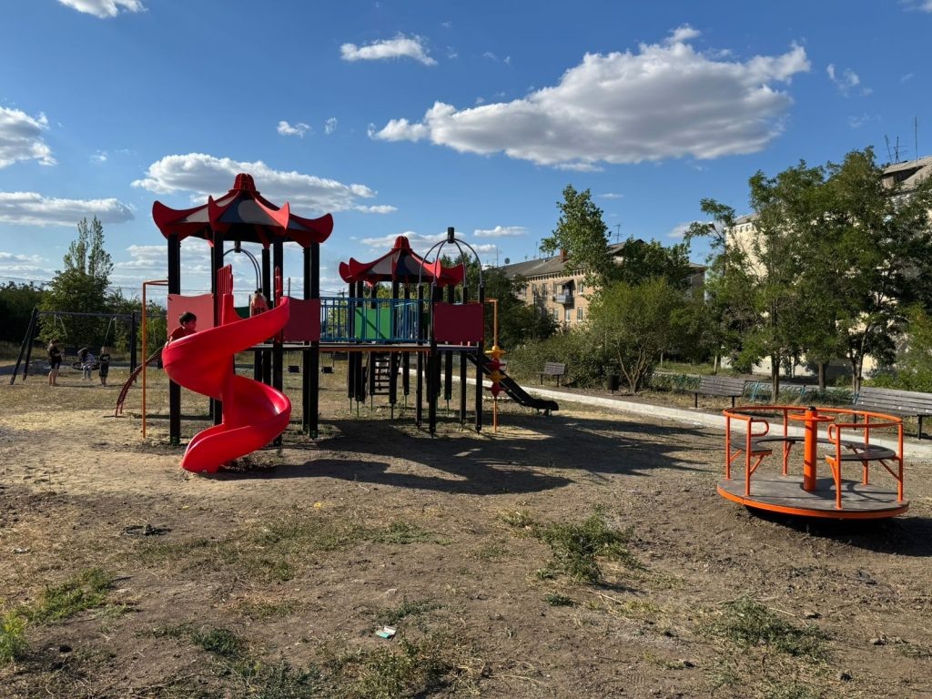    Фото администрации Углегорского поселения Любовь Воротынцева