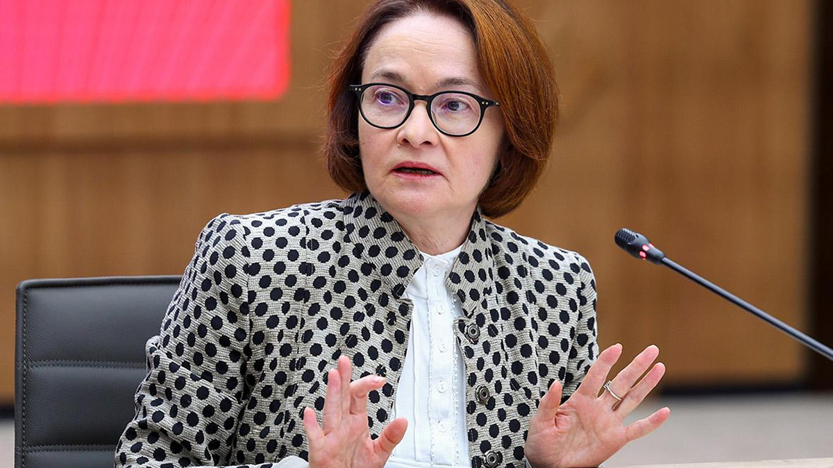 Центробанк в капкане полномочий, когда шаг влево — вина, шаг вправо — тоже