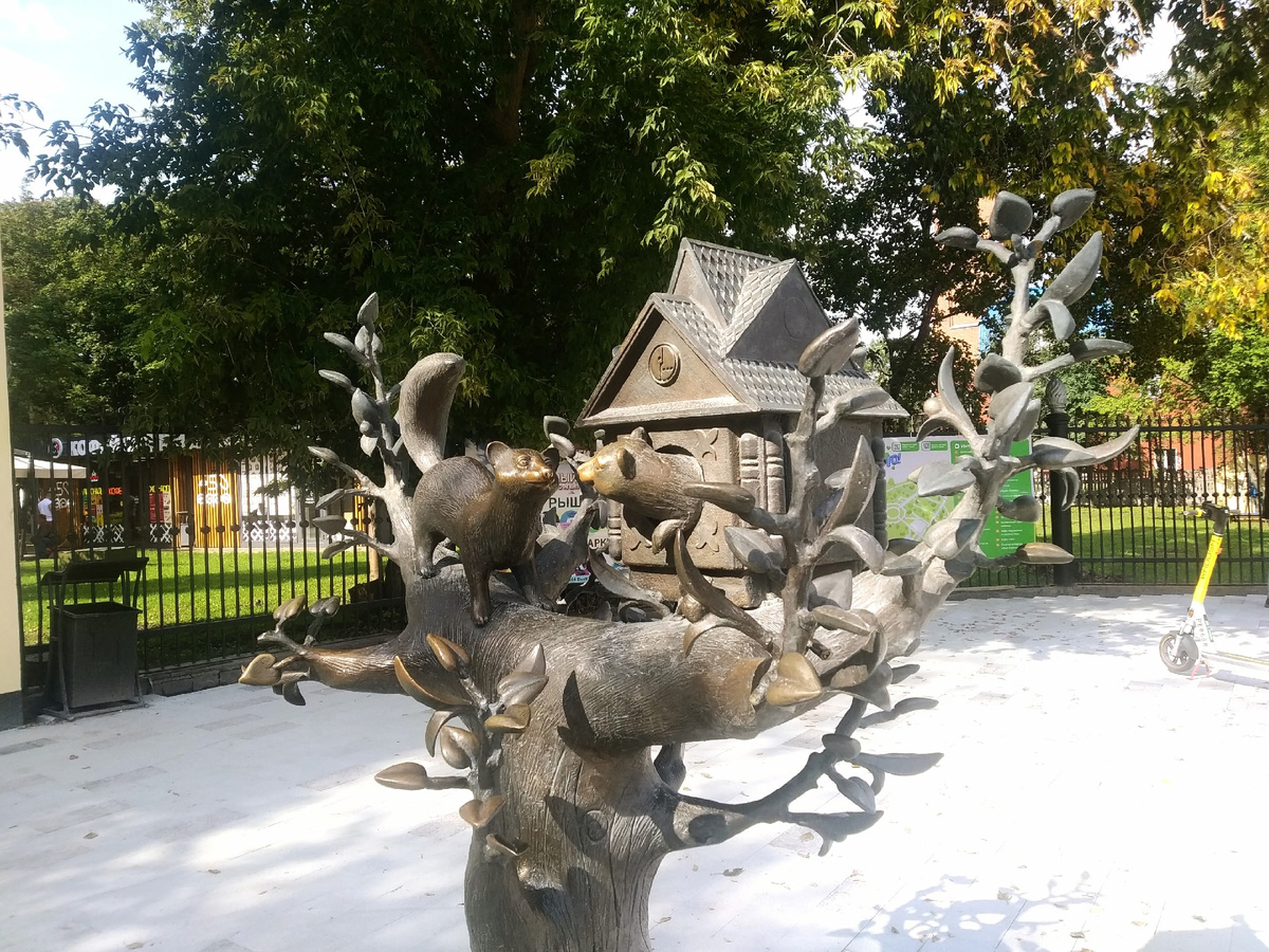 "Домик куницы" у парка Якутова, Уфа (личное фото)