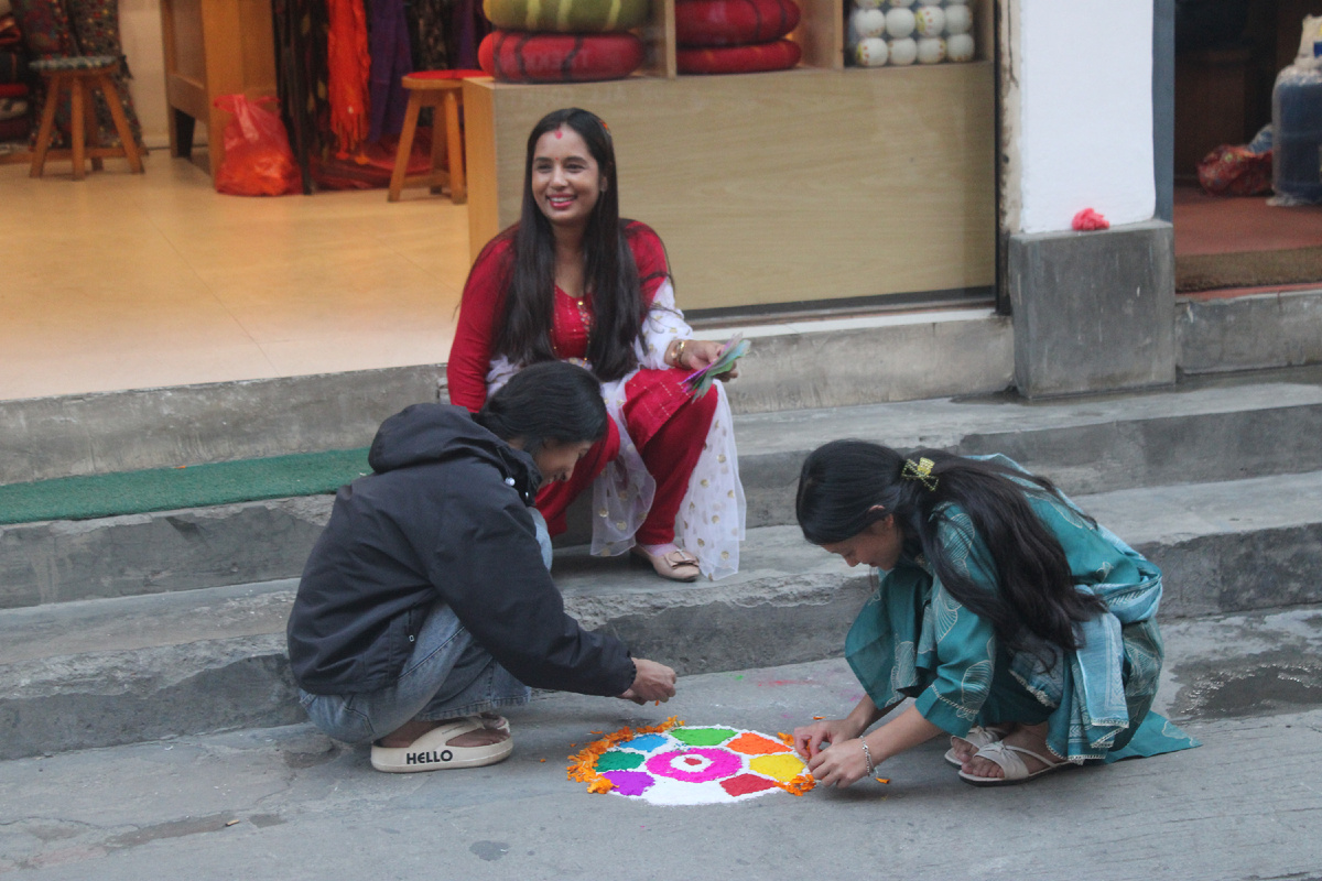 Непалки вызывают духов