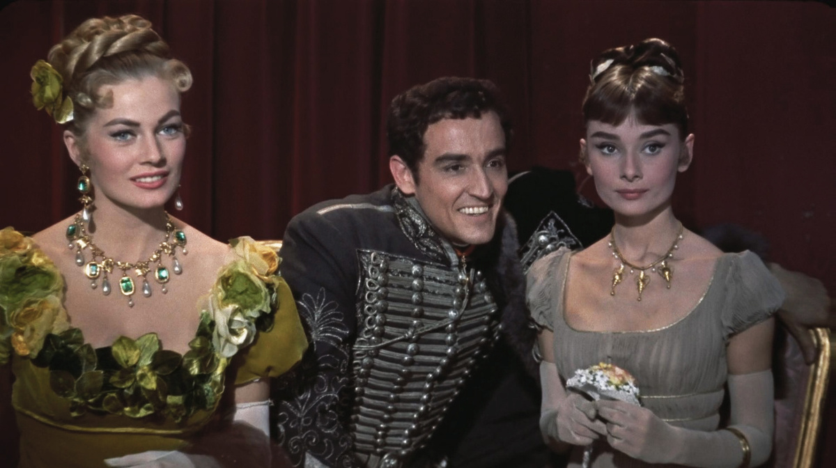 Анита Экберг, Витторио Гассман и Одри Хепберн в фильме "Война и мир", 1956 год.