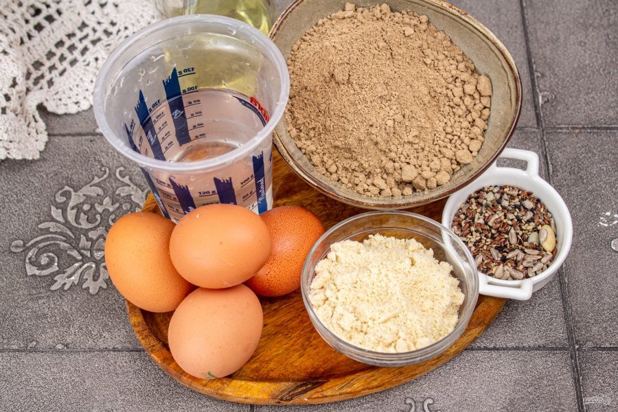 Ингредиенты  для приготовления льняного хлеба. Фото - povar.ru