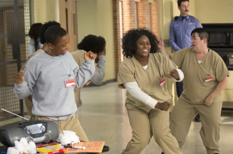 Фрагмент из сериала "Оранжевый"