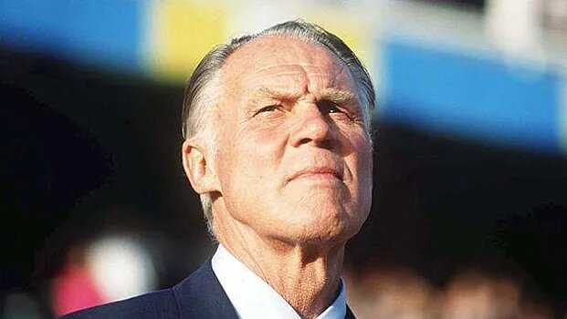 Ринус Михелс прародитель тактики 4-3-3