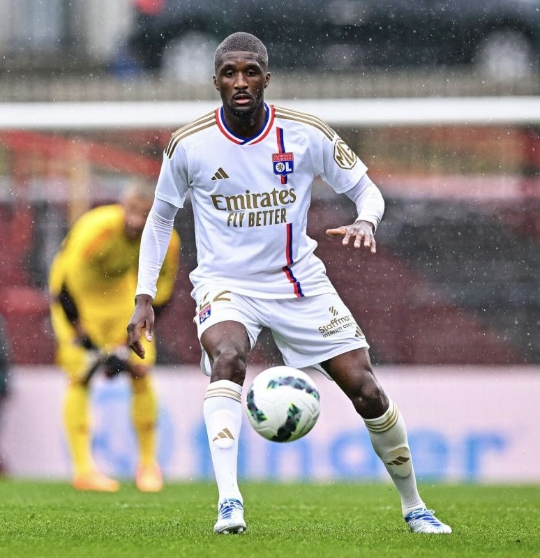 Клинтон Мата