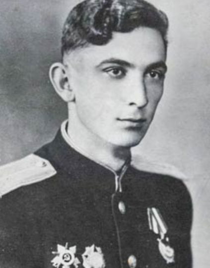 Известный советский композитор был на фронте летчиком-штурмовиком
