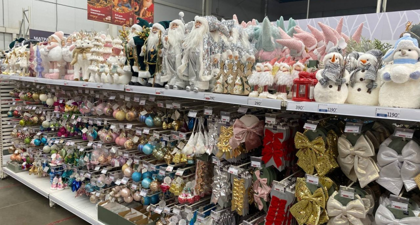    Что купить в Светофоре к Новогодним праздникам-2026: обзор гирлянд, игрушек, подарков и продуктов