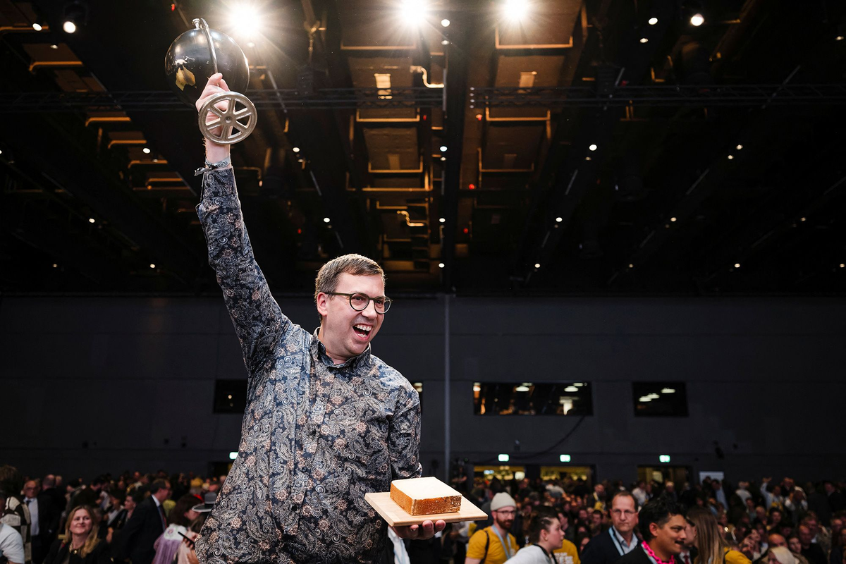 На этой неделе в Швейцарии прошла церемония вручения премии World Cheese Awards. (Габриэль Монне/AFP/Getty Images)