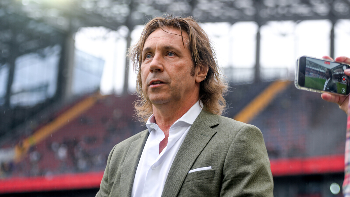 Александр Мостовой