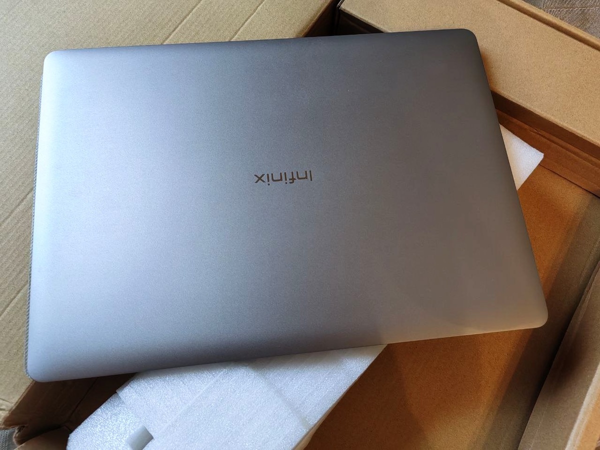 Infinix InBook Air Pro+ XL434