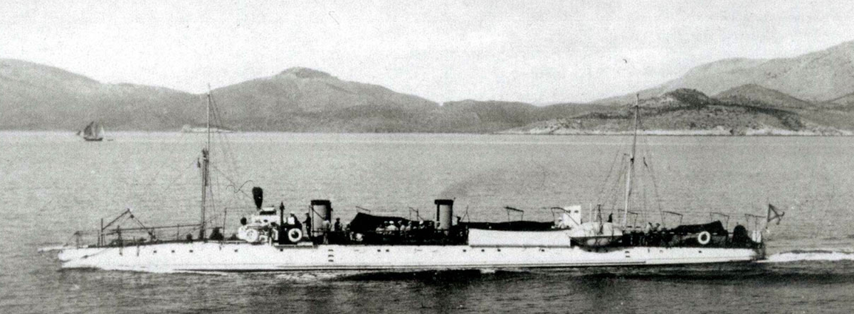 Миноносец № 208 на Дальнем Востоке - погиб от подрыва на мине в июле 1904 года