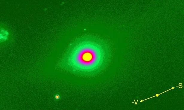 Новые снимки показывают, что 3I/Atlas не распался, проходя за Солнцем (Фото: Дэвид Джуитт и Джейн Луу/The Astroner's Telegram)Посмотреть 4 изображения