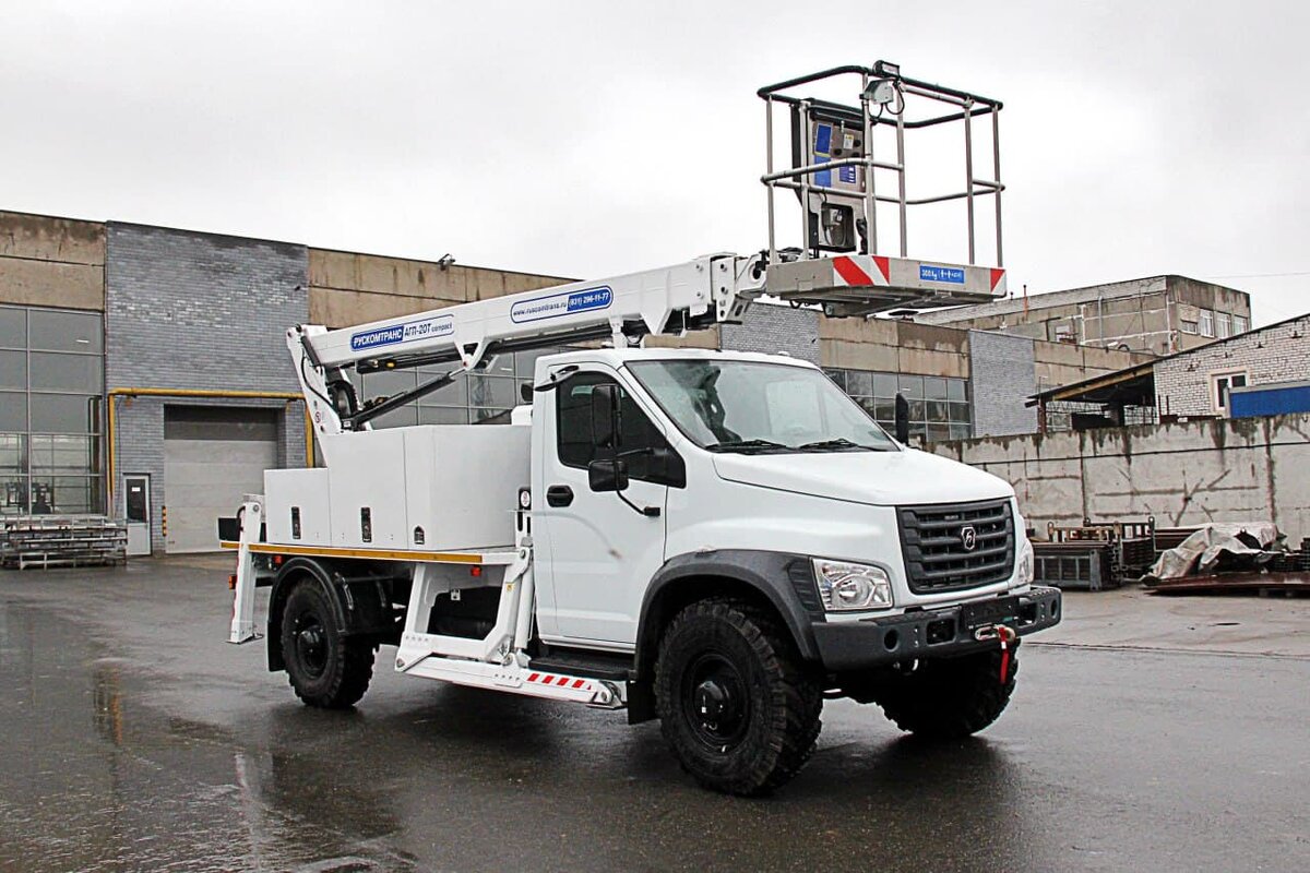   Телескопический подъёмник АГП-20Т на шасси Садко NEXT