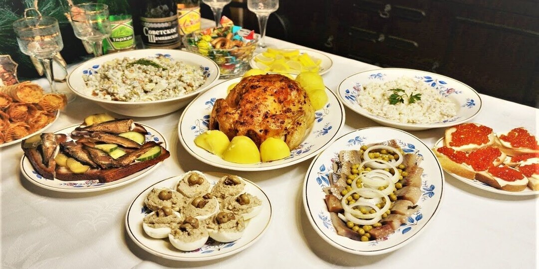 5 "забытых" советских салатов: Вкуснее, чем "Мимоза" и "Селедка под шубой"