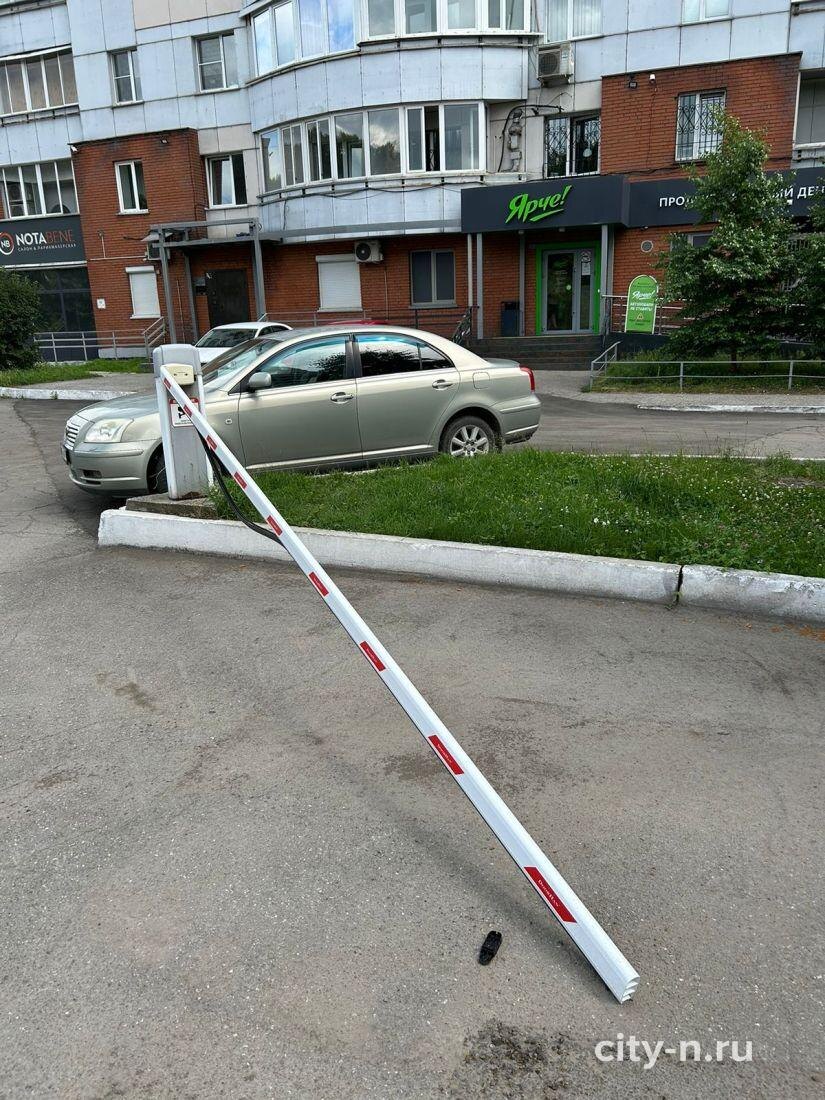 Загиб стрелы шлагбаума