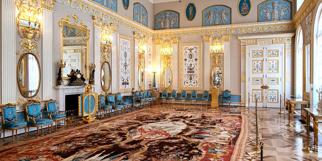 Как отапливали дворцы и обычные квартиры в царском Петербурге?