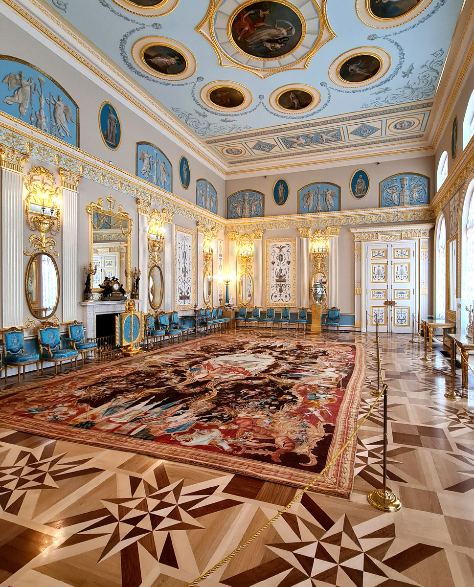 Большой Екатерининский дворец (Царское село)