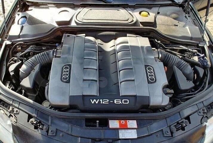 Двигатель W12 