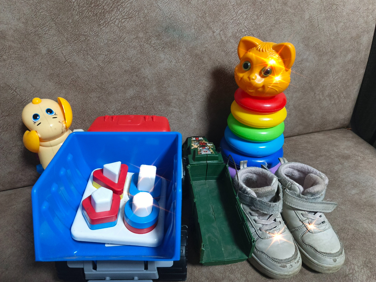 Пока ножки устали и легли спать , я с вами).