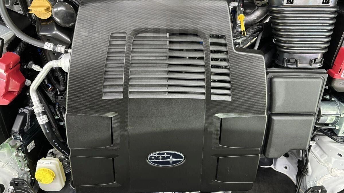 Старый атмосферный оппозитный мотор на 2,5 литра работает в паре со старым вариатором Lineartronic.. Фото: субару. ру