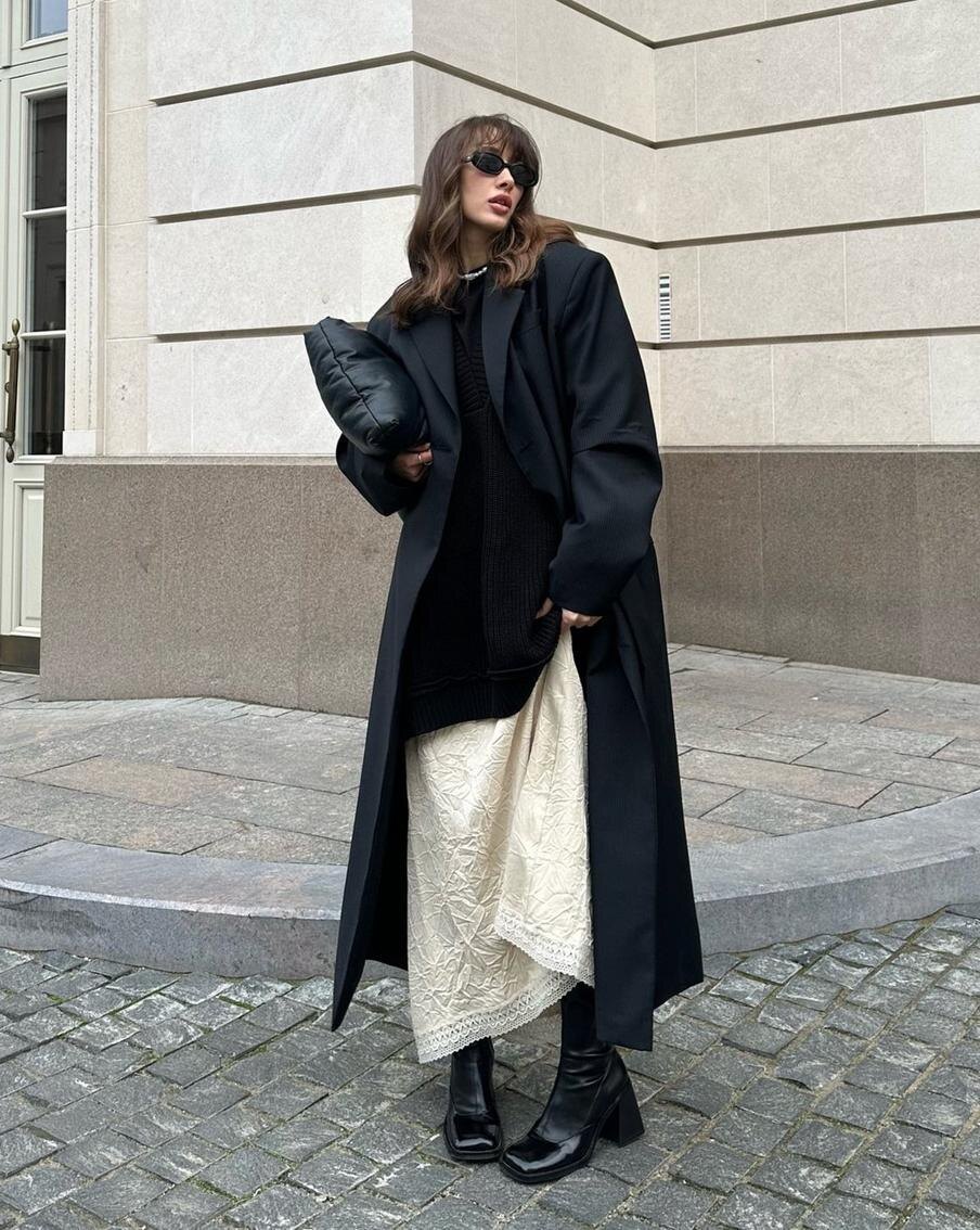 Выбирайте обувь, которая прослужит вам не один сезон и будет оставаться актуальной. Соцсети @aishabdd 