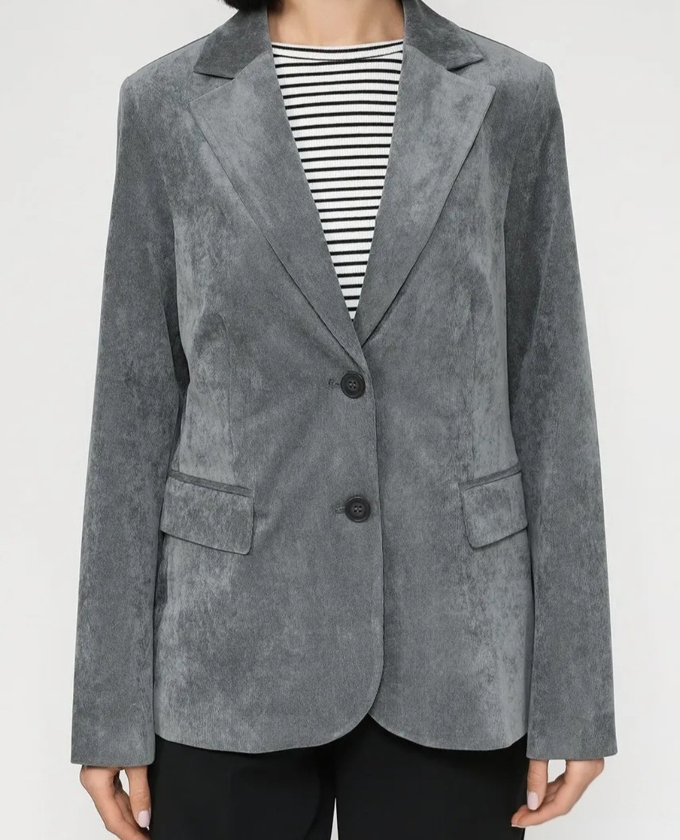 Однобортный женский пиджак