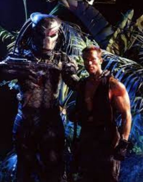 Охотник и кабан - фото на память