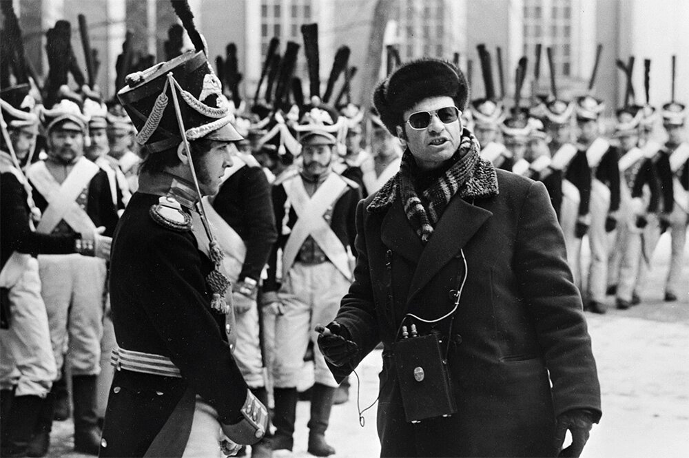    Режиссер Владимир Мотыль на съемках художественного кинофильма «Звезда пленительного счастья». Киностудия «Ленфильм», 1974 г. Фото: РИА Новости/ В. Анни