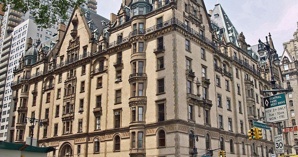 Роман "Над пропастью во ржи", вошедший в историю 8 декабря 1980 года