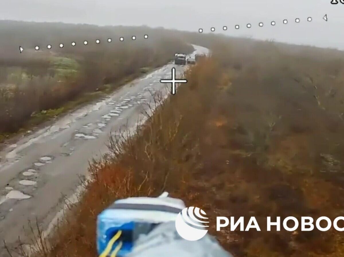    Уничтожение машин ВСУ под Купянском расчетами FPV-дронов "Запада" © Министерство обороны РФ