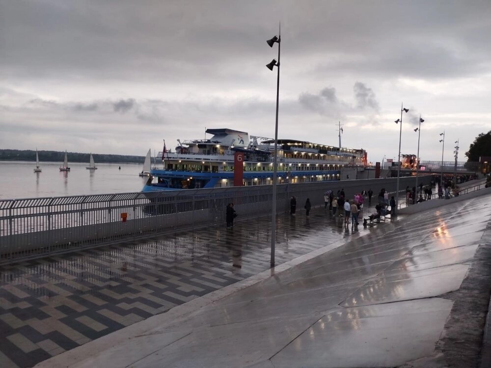    Помимо промышленных и судоходных целей, Кама используется для водоснабжения населения, рыбалки. Фото: АиФ/ Ирина Вервильская