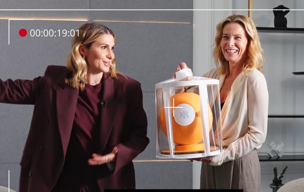 Юлия Высоцкая на интервью у Лауры Джугелии, 14 ноября 2025 года