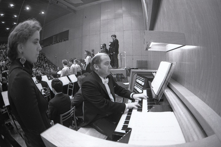    «Очень благодарен судьбе за то, что она привела меня в Казанскую консерваторию».   
Фото: Владимир Зотов