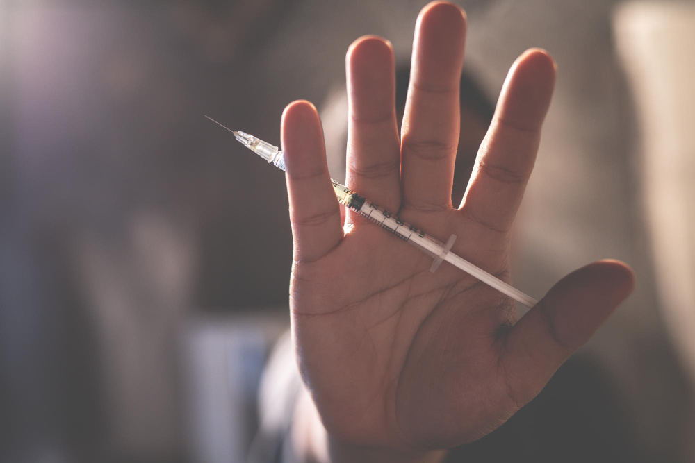 Истории бывших наркоманов: что помогает начать заново. (источник изображения: freepik.com)