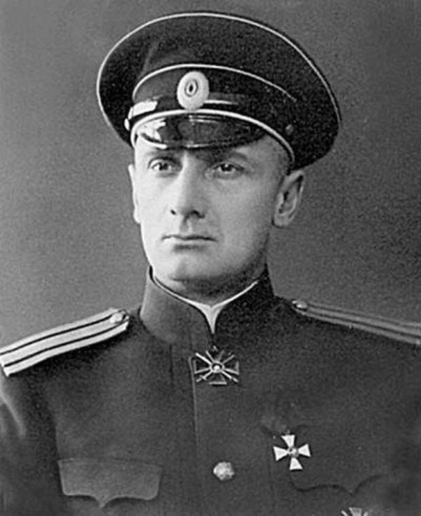 Начальник Минной дивизии Колчак.