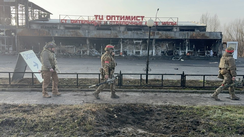    Врач-офтальмолог Пантелеймон Аргунов получил статус ветерана боевых действий Александр КОЦ