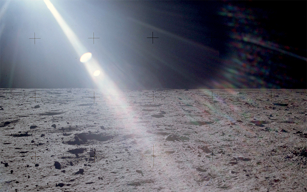 Фото NASA: AS11-40-5936 