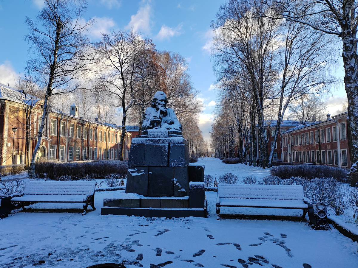 Фоток расчистки нет, а зима есть