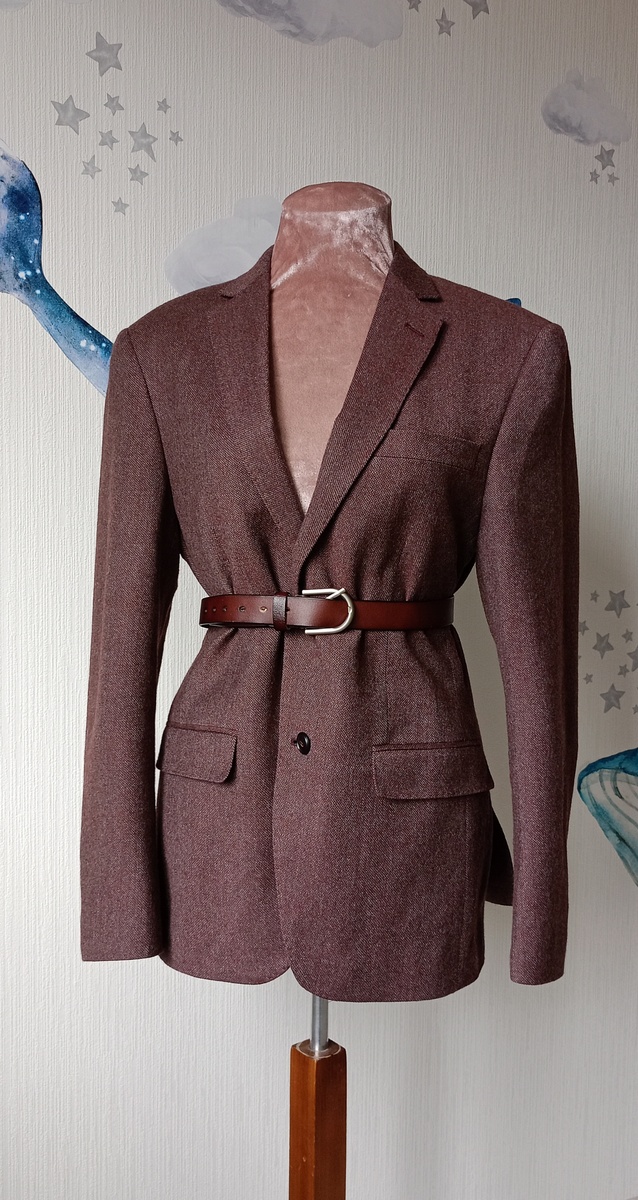 Роскошнейший пиджак с мужского плеча от немецкого бренда McNeal из 100% шерсти. Новый. 