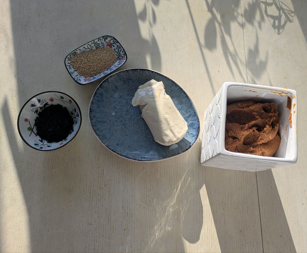 Ингредиенты для супа мисо. Здесь и далее: фото дзе-канал История одного ремонта и что было дальше