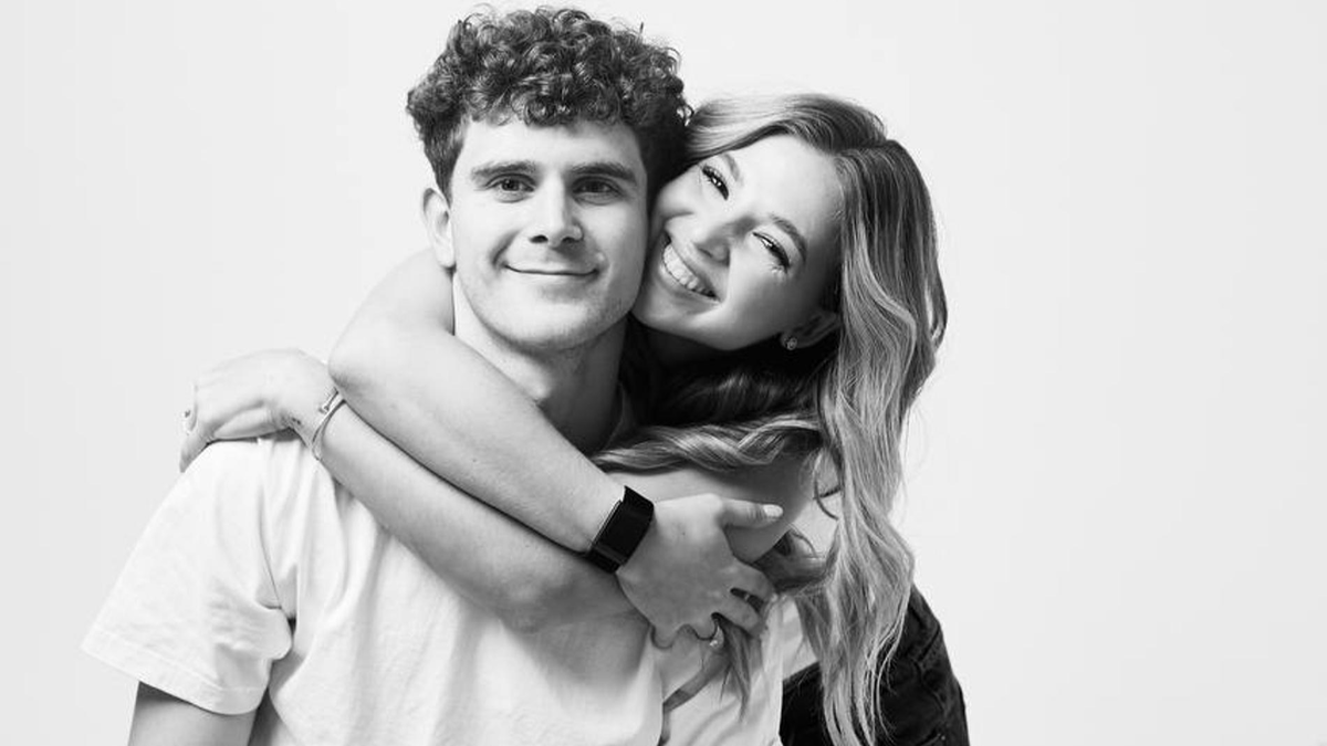    Аня Покров и Артур Бабич. Фото: ТГ-канал pokrov90avocado