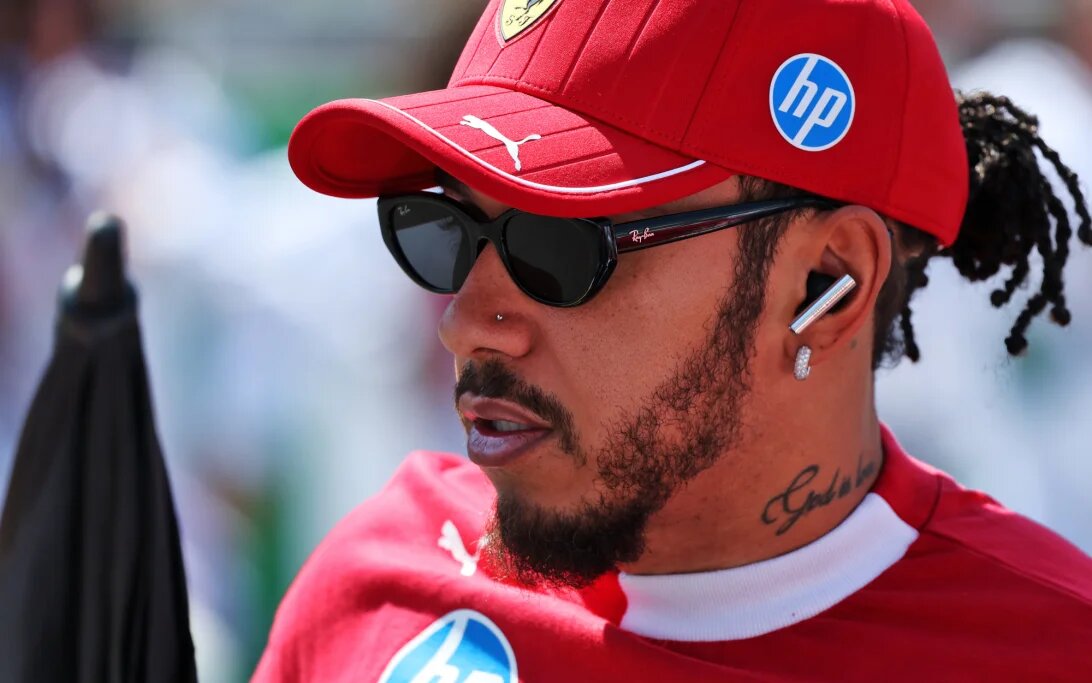 Льюис Хэмилтон