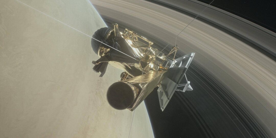 Последнее погружение «Кассини»: Что увидел зонд, нырнув в атмосферу Сатурна