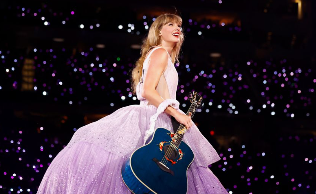 Тейлор Свифт фото из открытого источника