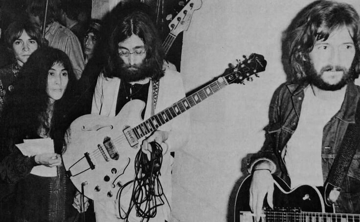 Джон Леннон на фестивале в Торонто в 1969 году