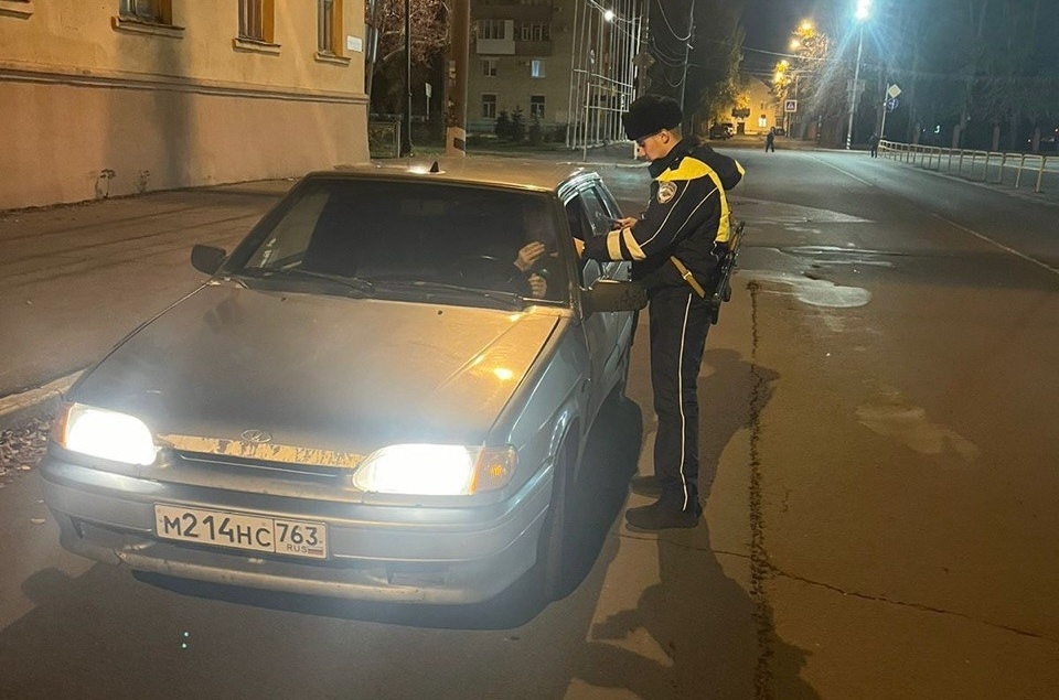 «Нет оснований не доверять сотруднику ГИБДД» — почему суд выбирает верить ГАИшникам, а не водителям? Ответ автоюриста