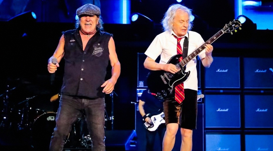     Брайан Джонсон и Ангус Янг из AC/DC / Фото: соцсети AC/DC