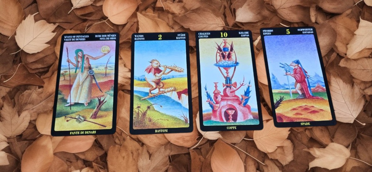 слева направо - огонь, вода, воздух и земля